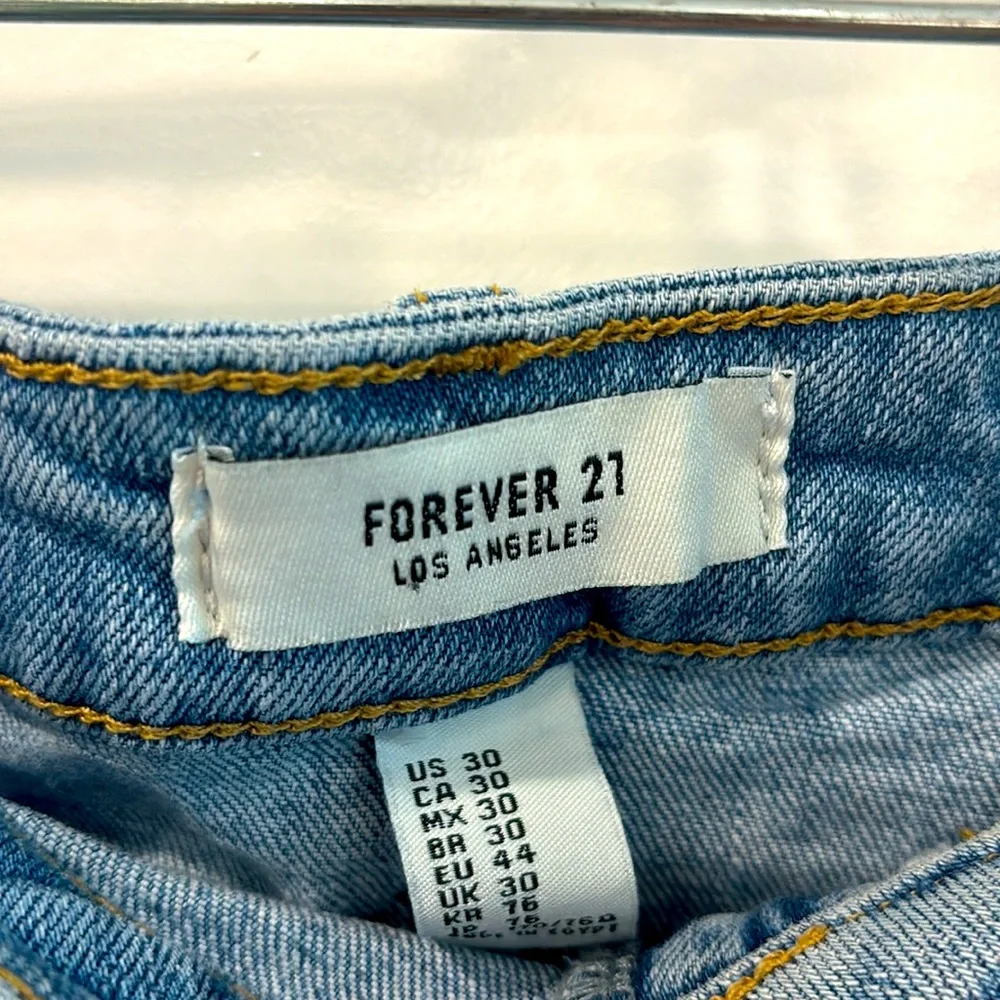 Forever 21 Distressed Denim Mini Skirt | Size 30 | Y2K Summer (NWOT) - Picture 2 of 5